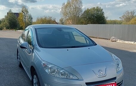Peugeot 408 I рестайлинг, 2014 год, 690 000 рублей, 2 фотография