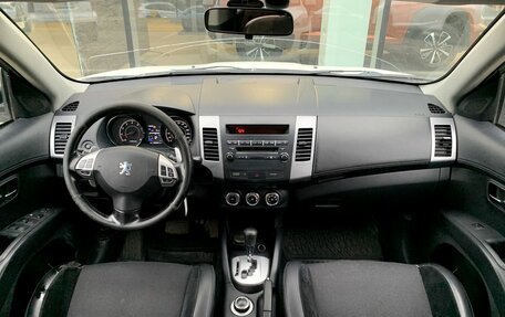 Peugeot 4007, 2010 год, 890 000 рублей, 11 фотография