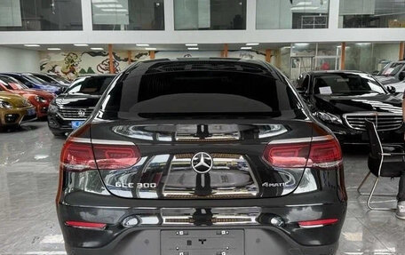 Mercedes-Benz GLC Coupe, 2021 год, 4 000 000 рублей, 3 фотография