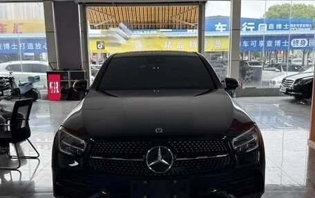 Mercedes-Benz GLC Coupe, 2021 год, 4 000 000 рублей, 2 фотография