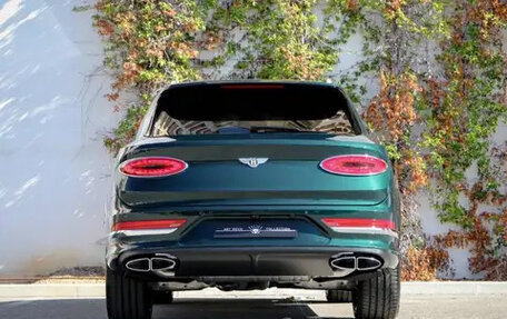 Bentley Bentayga I, 2025 год, 27 790 048 рублей, 7 фотография