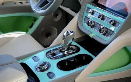 Bentley Bentayga I, 2025 год, 27 790 048 рублей, 14 фотография