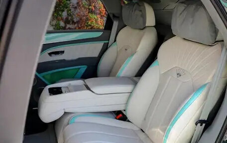 Bentley Bentayga I, 2025 год, 27 790 048 рублей, 15 фотография