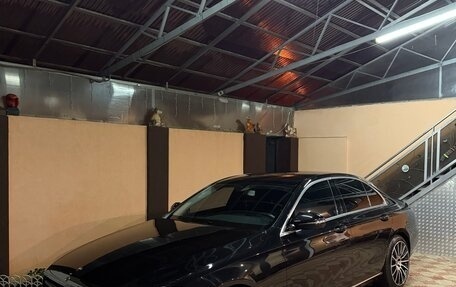 Mercedes-Benz E-Класс, 2018 год, 2 950 000 рублей, 1 фотография