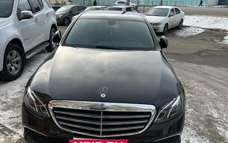 Mercedes-Benz E-Класс, 2018 год, 2 950 000 рублей, 7 фотография