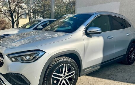 Mercedes-Benz GLA, 2021 год, 4 650 000 рублей, 3 фотография