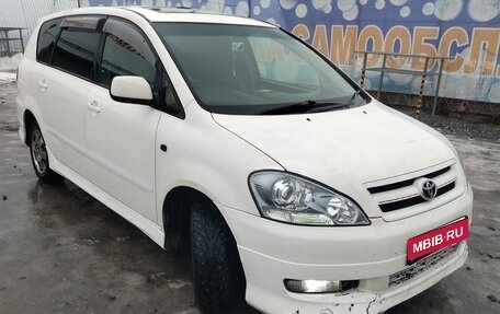 Toyota Ipsum II, 2002 год, 690 000 рублей, 1 фотография