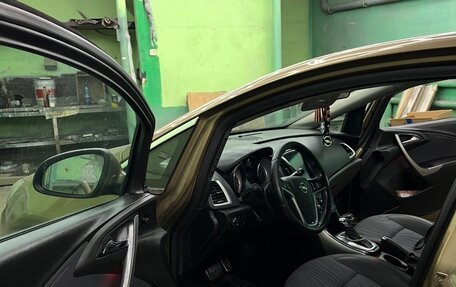 Opel Astra J, 2013 год, 725 000 рублей, 11 фотография