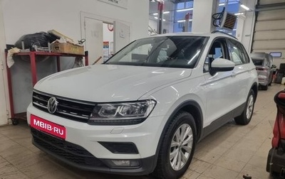 Volkswagen Tiguan II, 2019 год, 1 985 000 рублей, 1 фотография