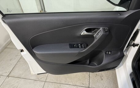 Volkswagen Polo VI (EU Market), 2013 год, 899 800 рублей, 7 фотография