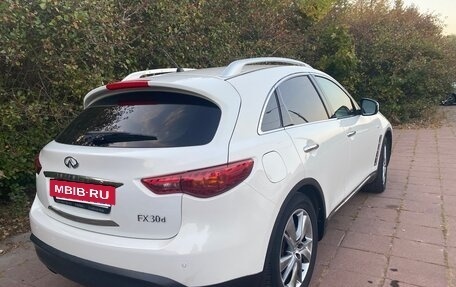 Infiniti FX II, 2012 год, 1 900 000 рублей, 2 фотография