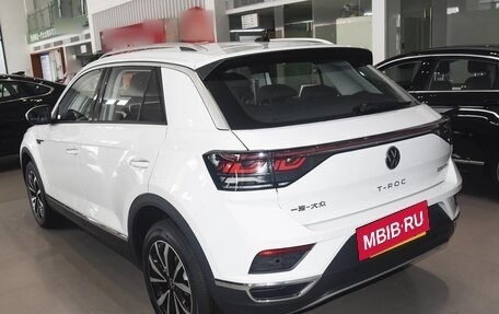 Volkswagen T-Roc I, 2021 год, 2 150 000 рублей, 5 фотография