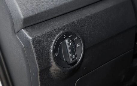 Volkswagen T-Roc I, 2021 год, 2 150 000 рублей, 17 фотография