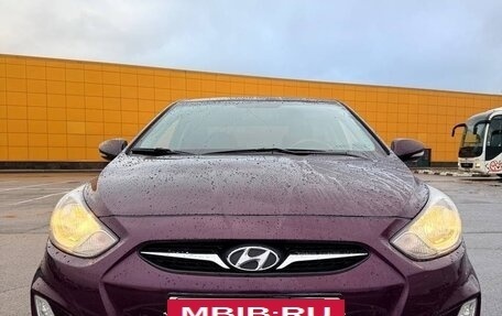 Hyundai Solaris II рестайлинг, 2011 год, 890 000 рублей, 3 фотография