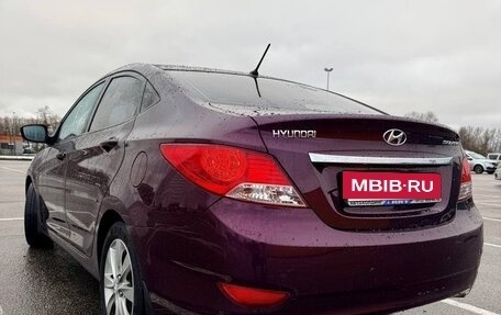 Hyundai Solaris II рестайлинг, 2011 год, 890 000 рублей, 5 фотография
