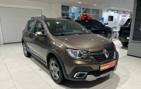Renault Sandero II рестайлинг, 2021 год, 1 349 000 рублей, 3 фотография