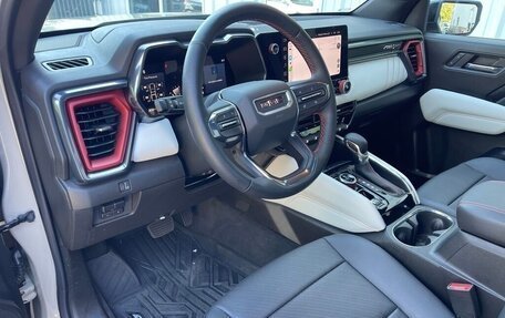 GMC Canyon, 2024 год, 5 400 000 рублей, 13 фотография