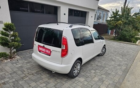 Skoda Roomster, 2014 год, 940 000 рублей, 3 фотография