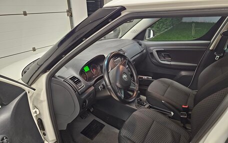 Skoda Roomster, 2014 год, 940 000 рублей, 7 фотография