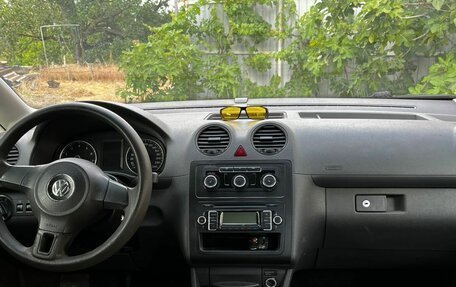 Volkswagen Caddy III рестайлинг, 2011 год, 930 000 рублей, 12 фотография