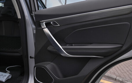 Geely Atlas, 2022 год, 2 300 000 рублей, 25 фотография