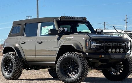 Ford Bronco, 2024 год, 11 000 000 рублей, 3 фотография