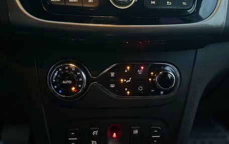 Renault Sandero II рестайлинг, 2016 год, 1 220 000 рублей, 11 фотография