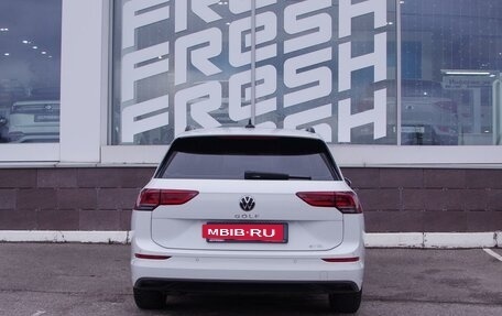 Volkswagen Golf VIII, 2021 год, 2 250 000 рублей, 4 фотография