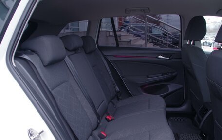 Volkswagen Golf VIII, 2021 год, 2 250 000 рублей, 9 фотография