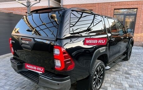 Toyota Hilux VIII, 2021 год, 5 590 000 рублей, 3 фотография