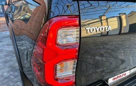 Toyota Hilux VIII, 2021 год, 5 590 000 рублей, 18 фотография