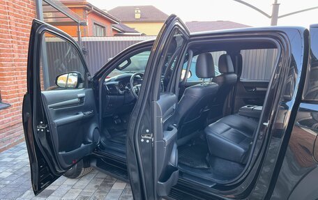 Toyota Hilux VIII, 2021 год, 5 590 000 рублей, 28 фотография