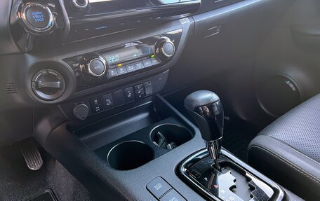 Toyota Hilux VIII, 2021 год, 5 590 000 рублей, 25 фотография