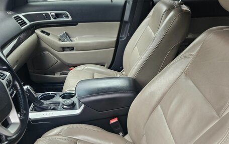 Ford Explorer VI, 2012 год, 1 400 000 рублей, 4 фотография