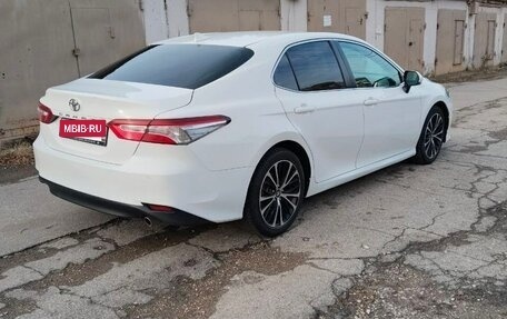 Toyota Camry, 2019 год, 2 050 000 рублей, 4 фотография