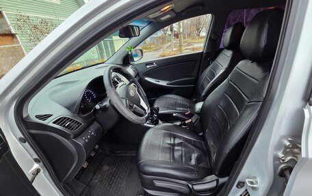 Hyundai Solaris II рестайлинг, 2011 год, 610 000 рублей, 13 фотография