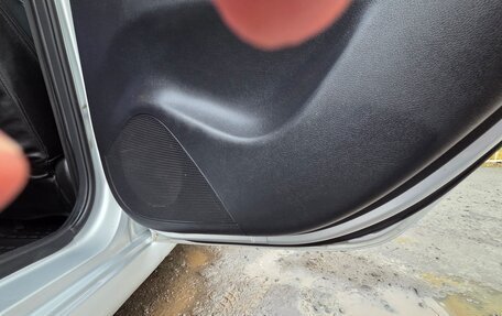 Hyundai Solaris II рестайлинг, 2011 год, 610 000 рублей, 18 фотография