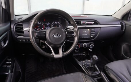 KIA Rio IV, 2018 год, 800 000 рублей, 10 фотография