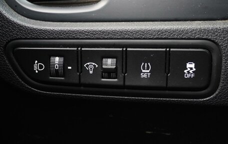 KIA Rio IV, 2018 год, 800 000 рублей, 24 фотография