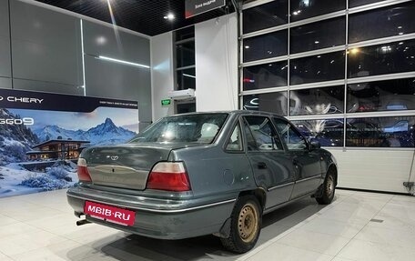 Daewoo Nexia I рестайлинг, 2005 год, 100 000 рублей, 4 фотография