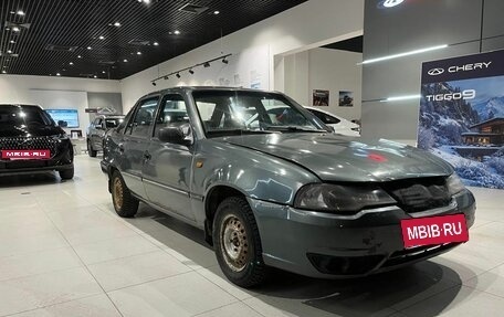 Daewoo Nexia I рестайлинг, 2005 год, 100 000 рублей, 3 фотография