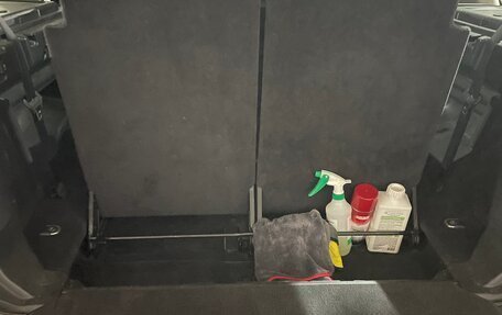 Land Rover Discovery III, 2004 год, 1 800 000 рублей, 13 фотография