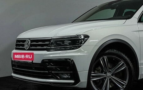 Volkswagen Tiguan II, 2020 год, 2 997 000 рублей, 17 фотография
