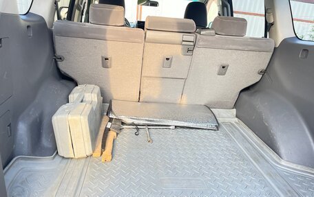 Toyota Land Cruiser Prado 150 рестайлинг 2, 2009 год, 3 500 000 рублей, 7 фотография