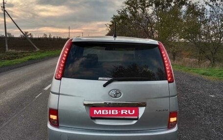 Toyota ISis I, 2005 год, 850 000 рублей, 8 фотография