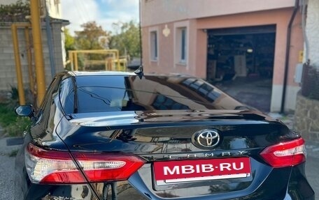 Toyota Camry, 2019 год, 2 200 000 рублей, 6 фотография