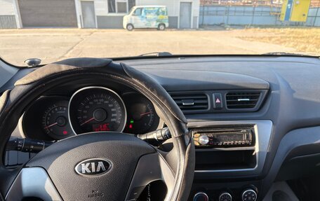 KIA Rio III рестайлинг, 2015 год, 1 000 000 рублей, 10 фотография