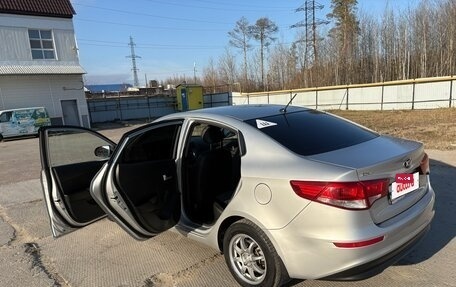 KIA Rio III рестайлинг, 2015 год, 1 000 000 рублей, 7 фотография