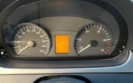 Mercedes-Benz Vito, 2012 год, 1 790 000 рублей, 9 фотография