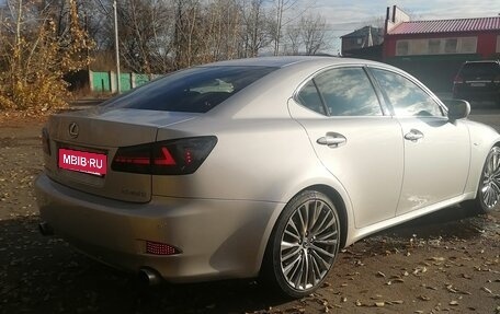 Lexus IS II рестайлинг 2, 2005 год, 1 500 000 рублей, 3 фотография